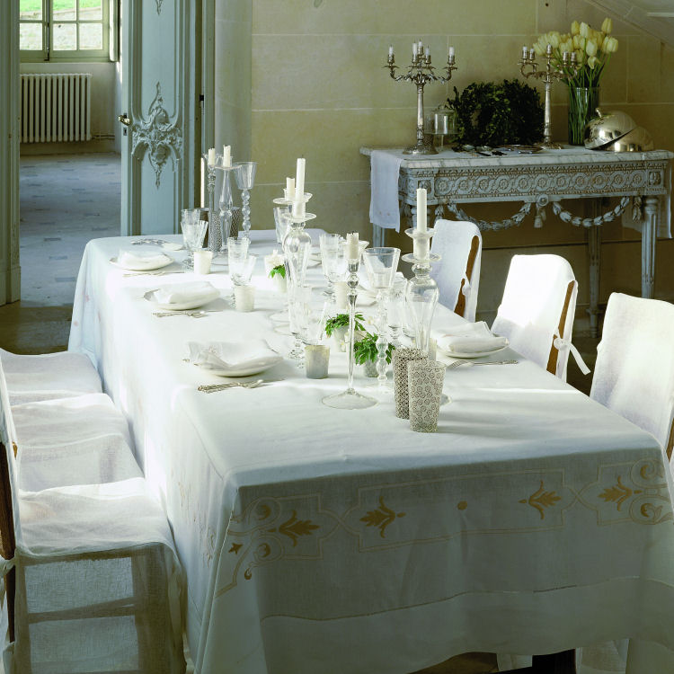Elegant wedding table table linen