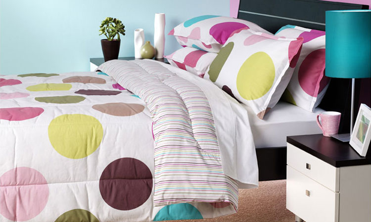 satin bedspreads, bedspreads, cheap bedspreads, bandana bedspreads