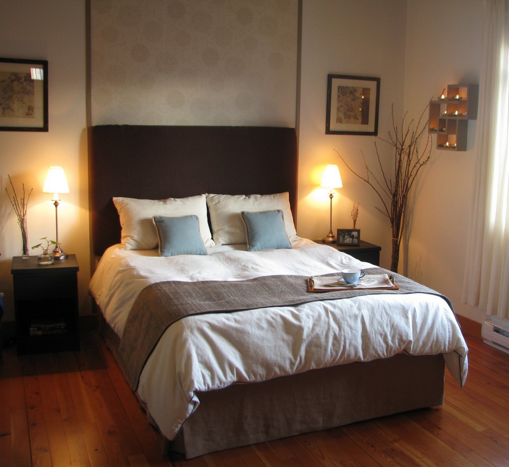 rice bed bedspreads, white hotel bedspreads, designer bedspreads, laura ashley bedspreads